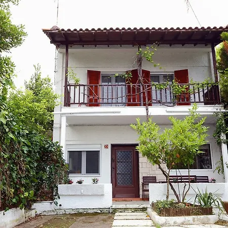 Waterwell Villa *